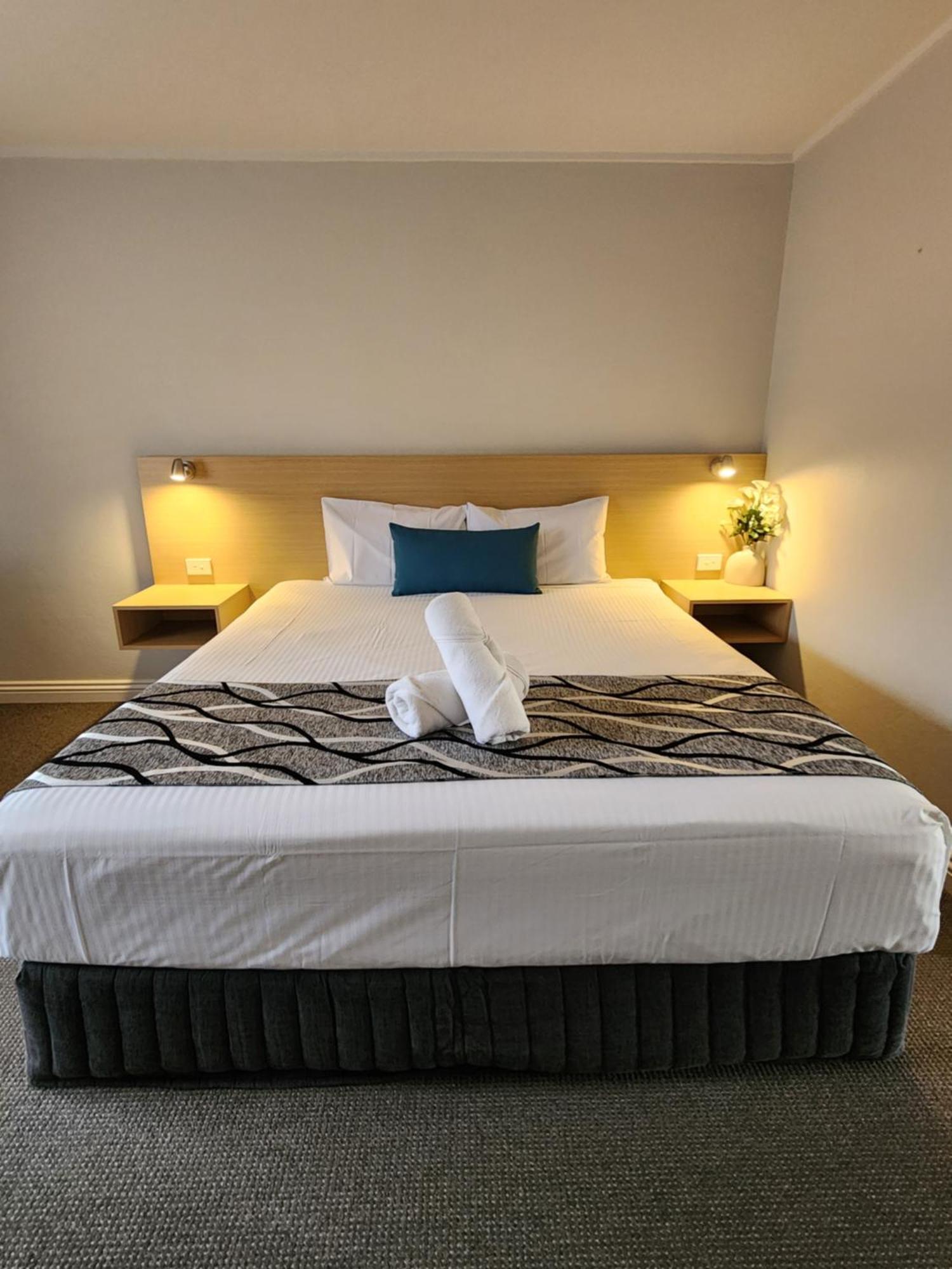 Country Gardens Motel Coonabarabran Exteriör bild